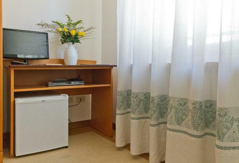 اتاق استاندارد, Albergo Roma