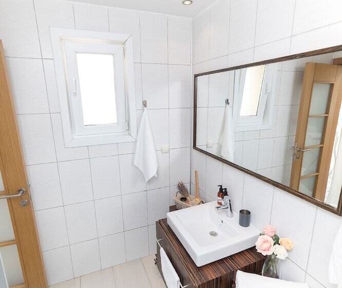 豪华两卧室公寓, Bucharest Apartments Deluxe