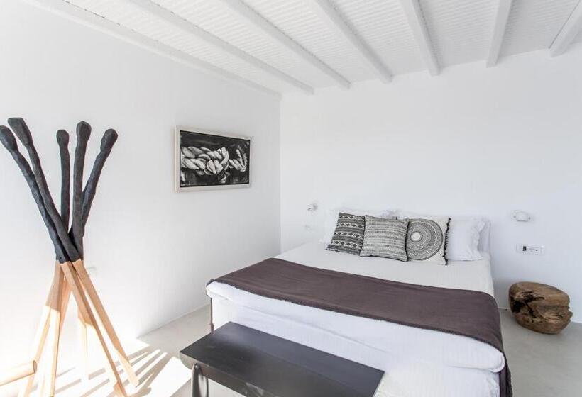 带按摩浴缸和海景的套房, Ostraco Suites