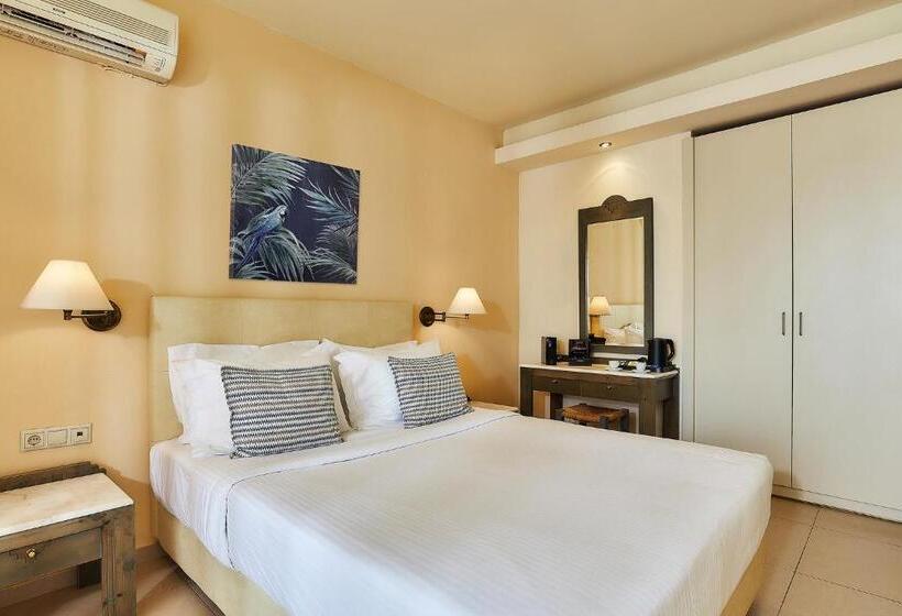 Семейный Номер, Sissi Bay Resort