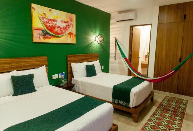 小型豪华套房, Latino Hotel Boutique