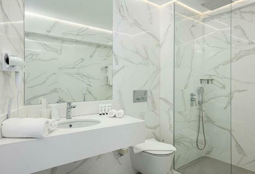 Полулюкс с Бассейном, Porto Platanias Beach Resort & Spa