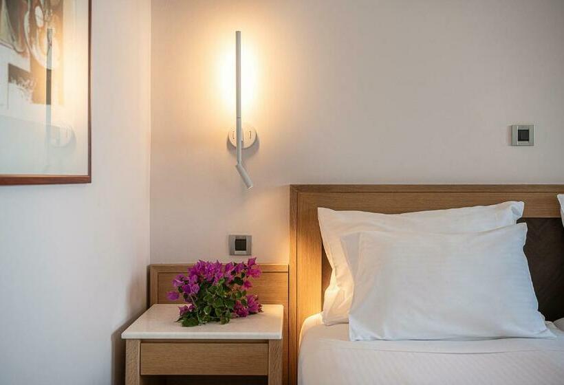 Номер Стандарт Вид на Сад, Porto Platanias Beach Resort & Spa