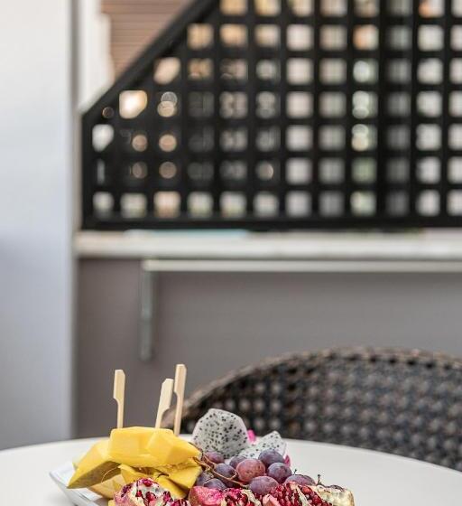 Номер Стандарт Боковой Вид на Море, Porto Platanias Beach Resort & Spa