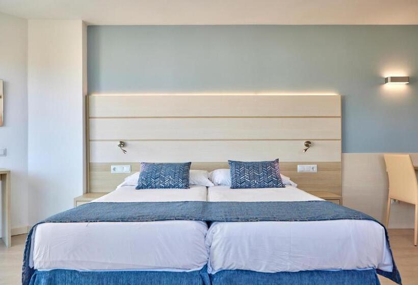 Номер Стандарт с Террасой, Tomir Portals Suites  Adults Only