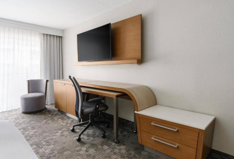 اتاق استاندارد با 2 تخت دوبل, Courtyard By Marriott Orlando Lake Buena Vista At Vista Centre