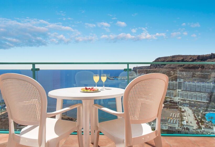 Люкс, Mogan Princess & Beach Club