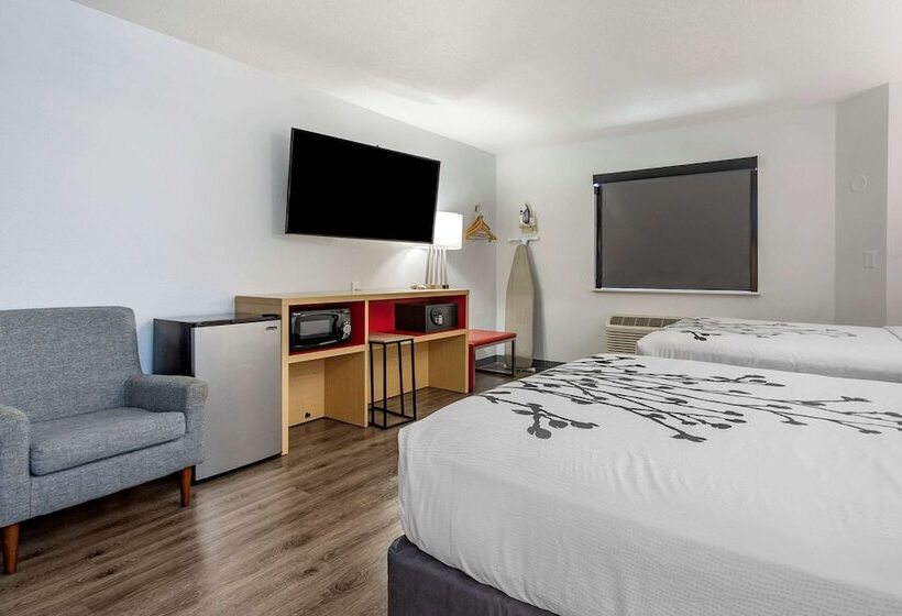 Номер Стандарт 2 Двуспальные Кровати, Sleep Inn & Suites