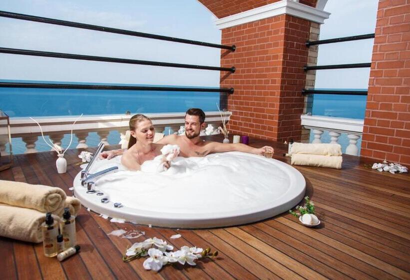 Люкс Кровать Квин, Orange County Kemer