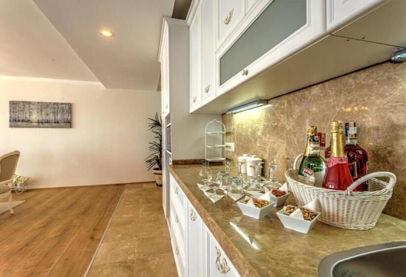 Люкс Кровать Квин, Orange County Kemer