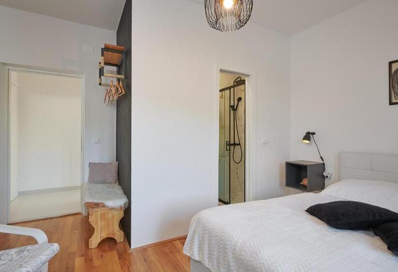 Студия Стандарт Вид на Море, Apartments Micika