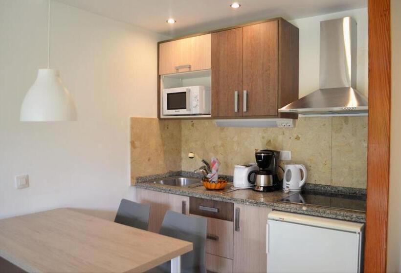 サイドシービュー１ベッドルームアパートメント, Apartamentos Montemayor