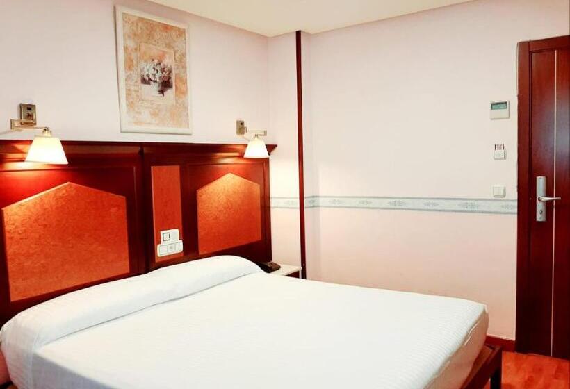 اتاق استاندارد, Hosteria Sara By Gaiarooms