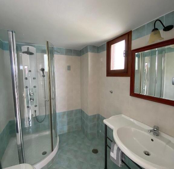 주니어 스위트 측면 바다 전망, Amazones Village Suites