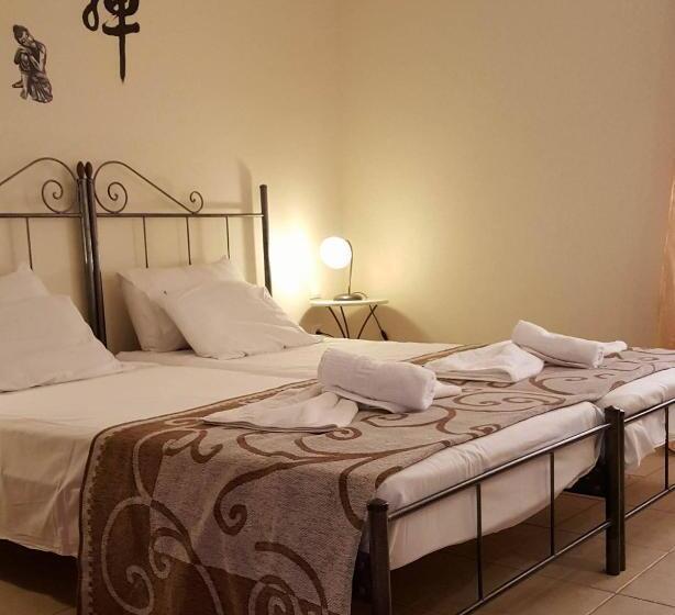 جناح, Amazones Village Suites