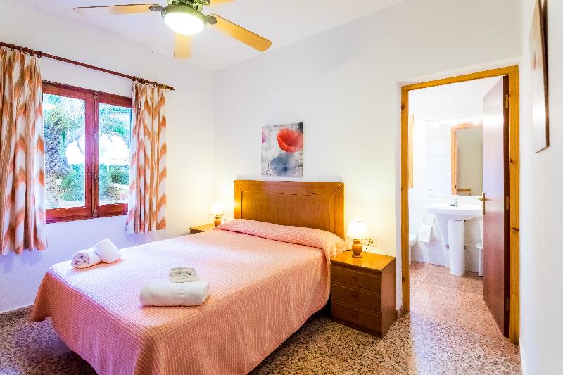Вилла 3 Спальни, Arenal Playa