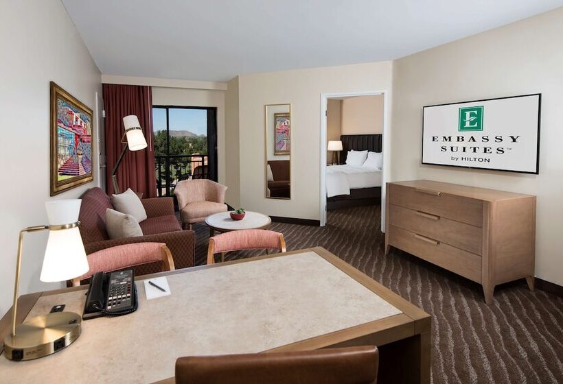 Люкс, Embassy Suites By Hilton Phoenix Scottsdale
