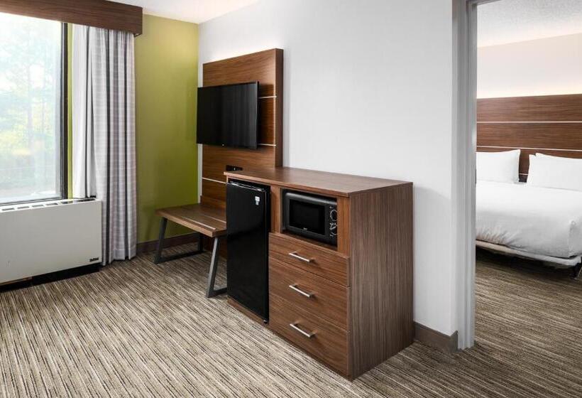 障害者適応デラックスルーム, Holiday Inn Express Atlanta Airport College Park, An Ihg