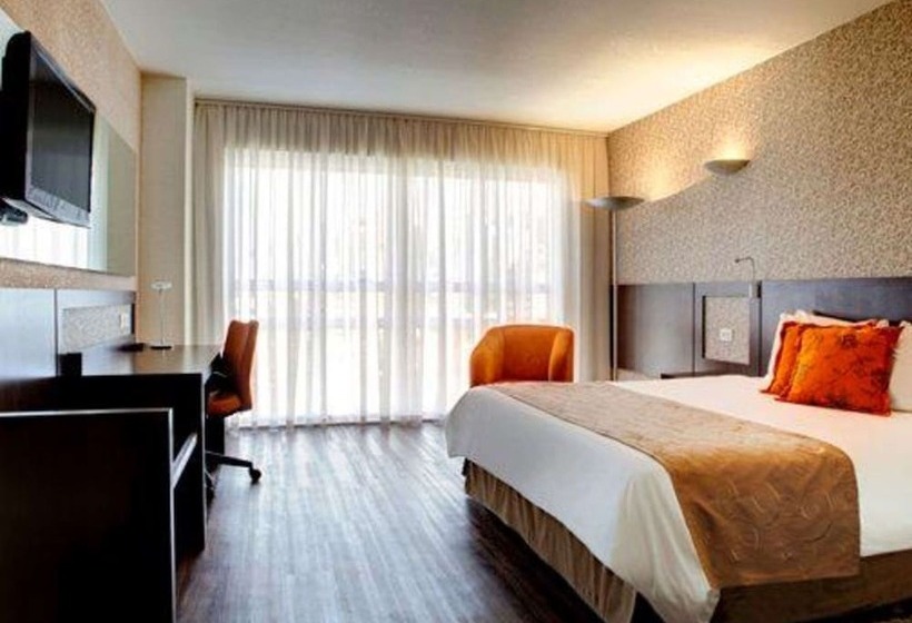 اتاق لوکس, Quality Hotel Curitiba