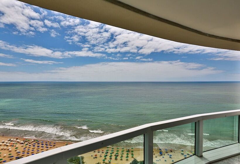 Люкс Повышенной Комфортности, Radisson Recife