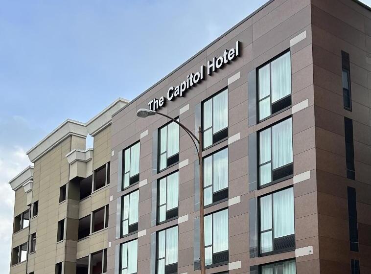 Superior Zimmer Kingsize Bett, The Capitol Hotel Downtown, Ascend Hotel Collection