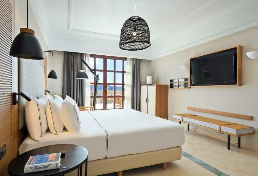 펜트하우스 룸, The Level At Melia Villaitana
