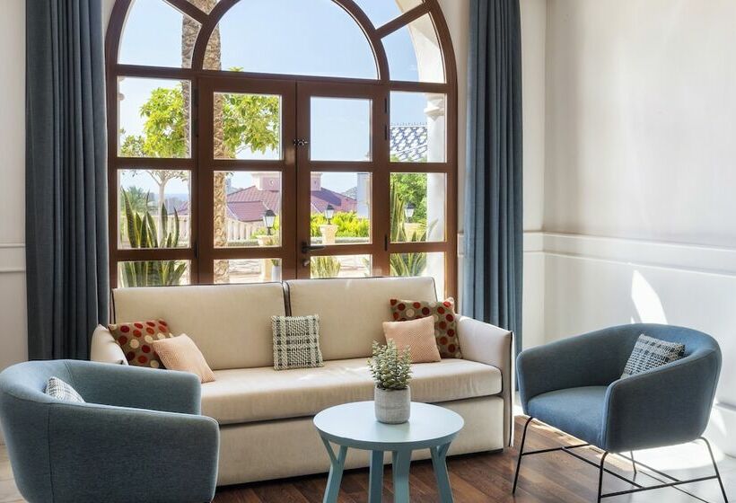 스위트, The Level At Melia Villaitana