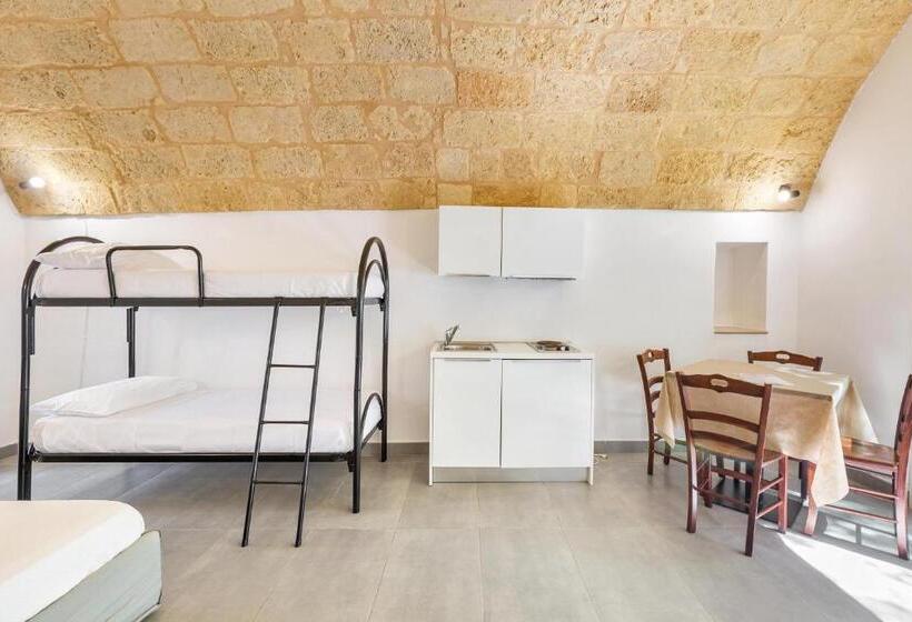 Четырехместный Номер Стандарт, B&b Luxury Da Salvatore