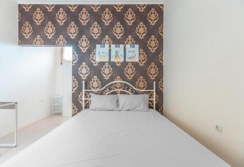 חדר דלוקס, Oyo Life 2658 Kost Rasyamada