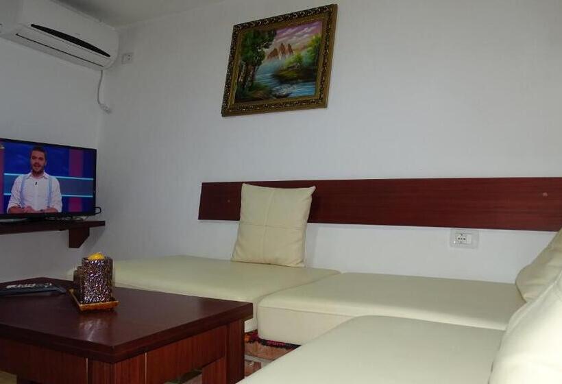 آپارتمان 1 خوابه با چشم‌انداز باغ, Villa Lions