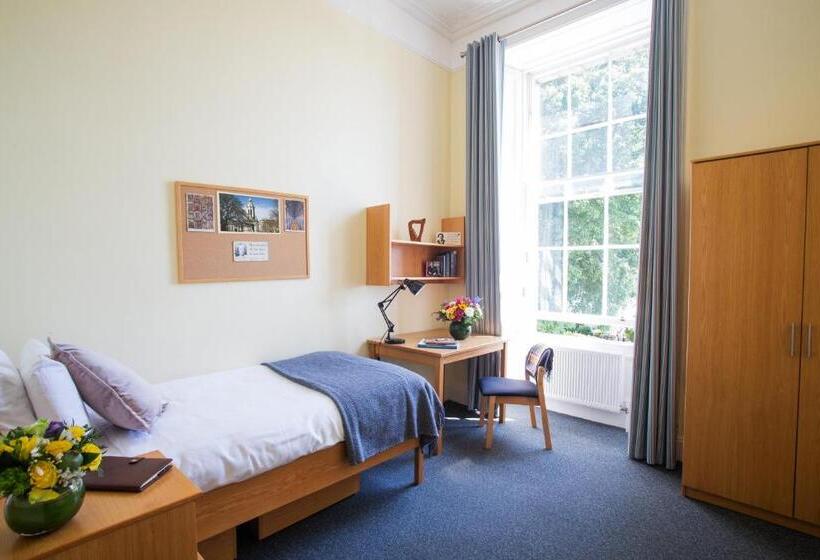 스탠다드 싱글 룸 공동욕실, Trinity College  Campus Accommodation
