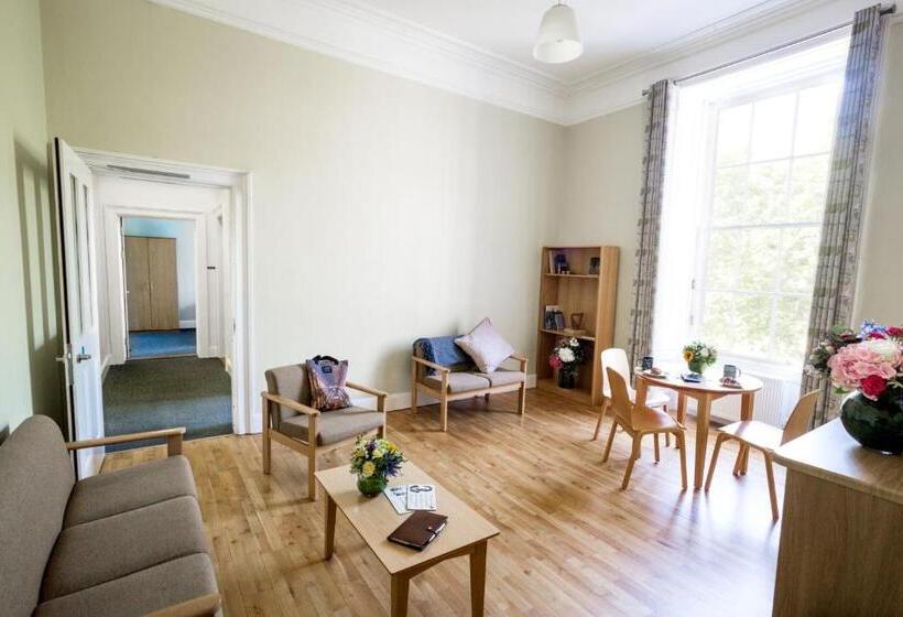 스탠다드 룸 공동 욕실, Trinity College  Campus Accommodation