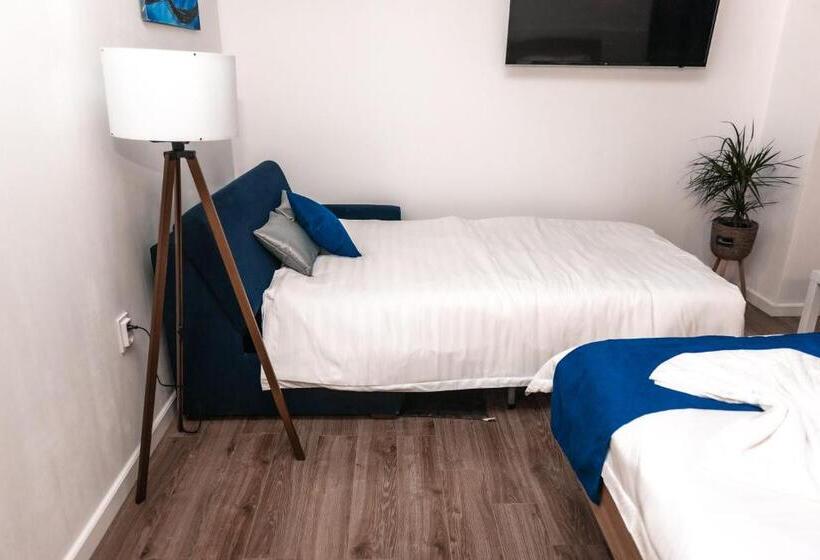 استودیو استاندارد با بالکن, Puzzle Apartaments&studios
