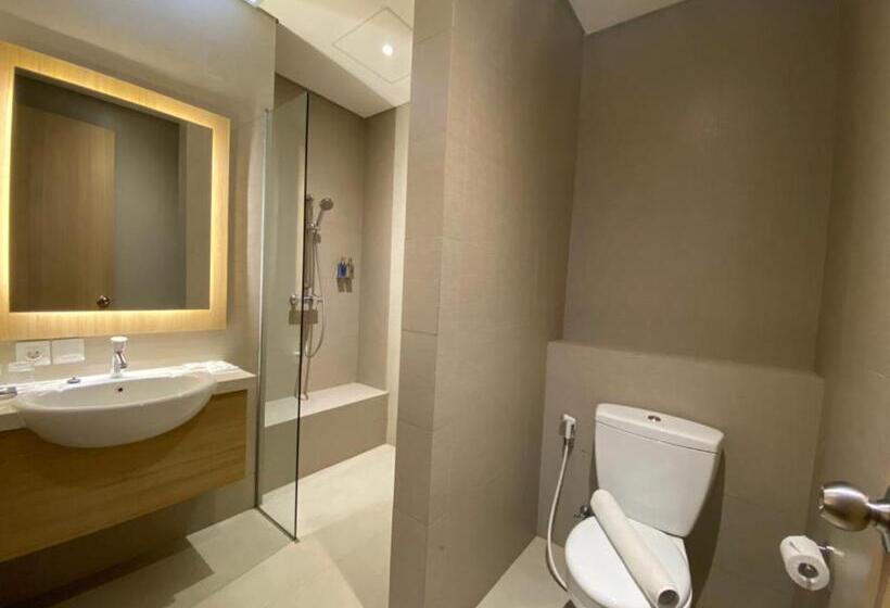 Номер Deluxe, Batiqa Hotel Jayapura