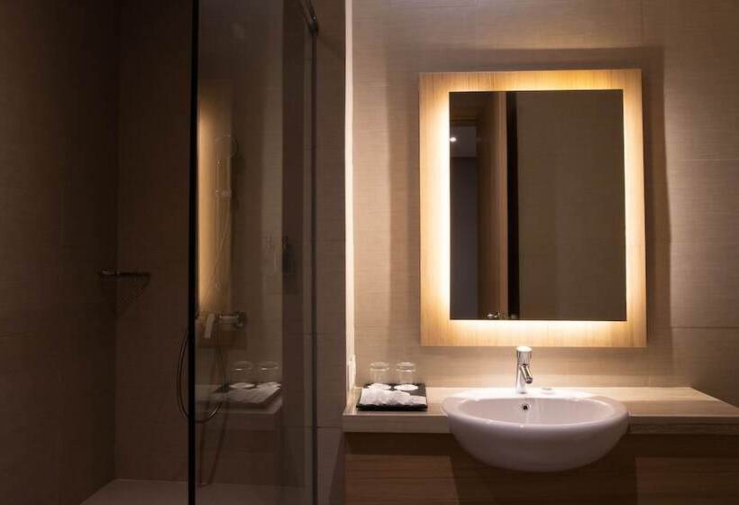 Номер Superior, Batiqa Hotel Jayapura