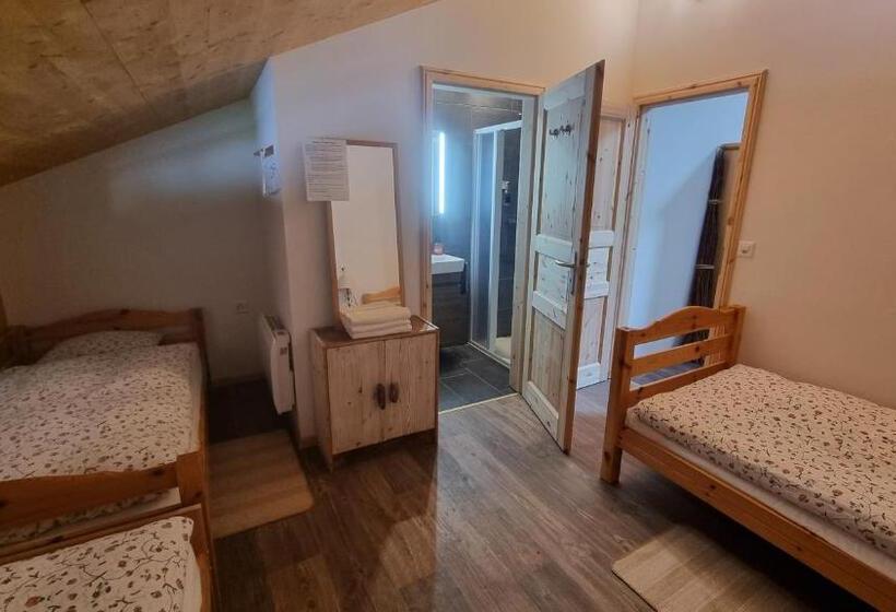 اتاق استاندارد سه نفره, Chalet Chanso