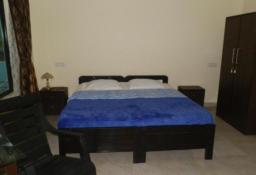 经济房, Aldrin Guest House