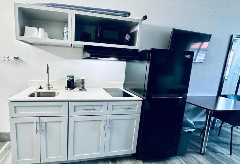 Quarto Triplo Estandar, Studio 6 Flagstaff Az