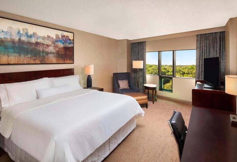 Номер Executive Кровать Кинг, The Westin Southfield Detroit