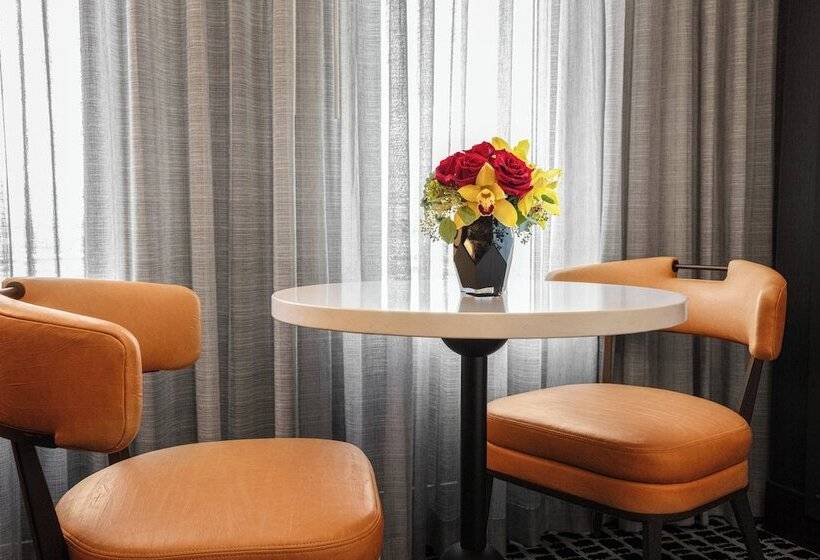 اتاق استاندارد با تخت بزرگ, New York New York Hotel & Casino