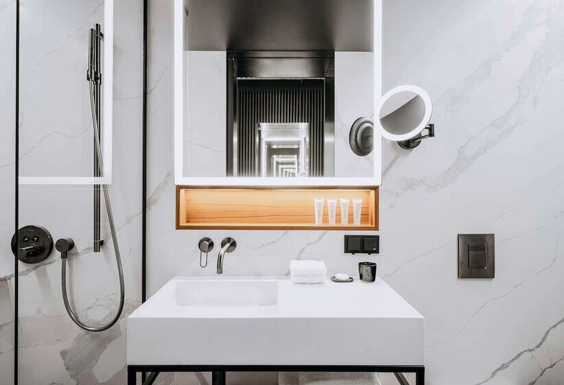 Номер Executive, Nobu Hotel Warsaw