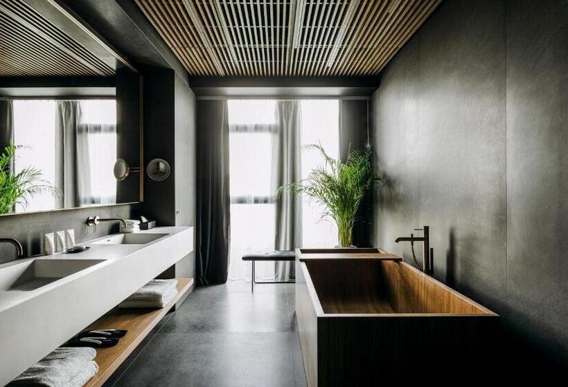 Люкс, Nobu Hotel Warsaw