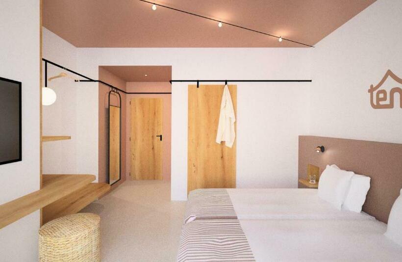 スタンダードルーム, tent Lloret de Mar