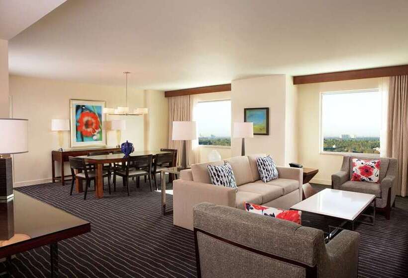 Люкс, Hilton New Orleans Riverside