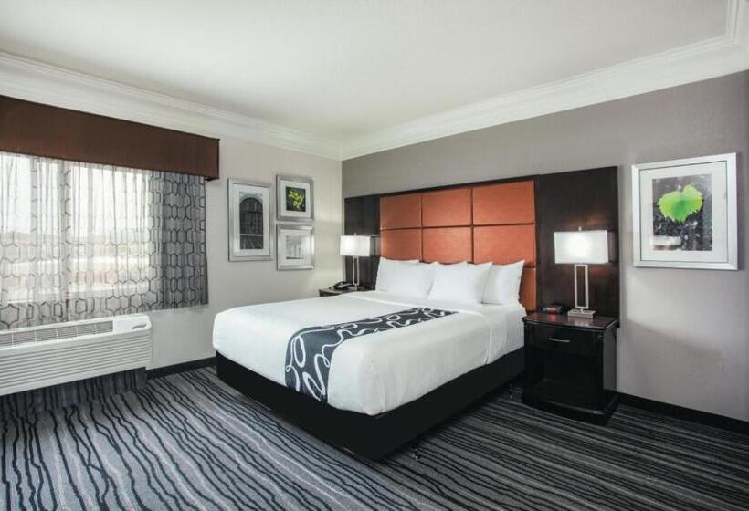 Люкс Deluxe Кровать Кинг, La Quinta By Wyndham Dublin   Pleasanton