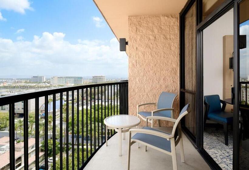 Standard-huone King-vuode, Sheraton Park Hotel At The Anaheim Resort