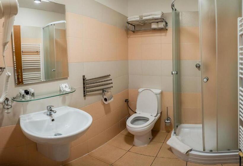 Quarto Estandar Individual, Brixen