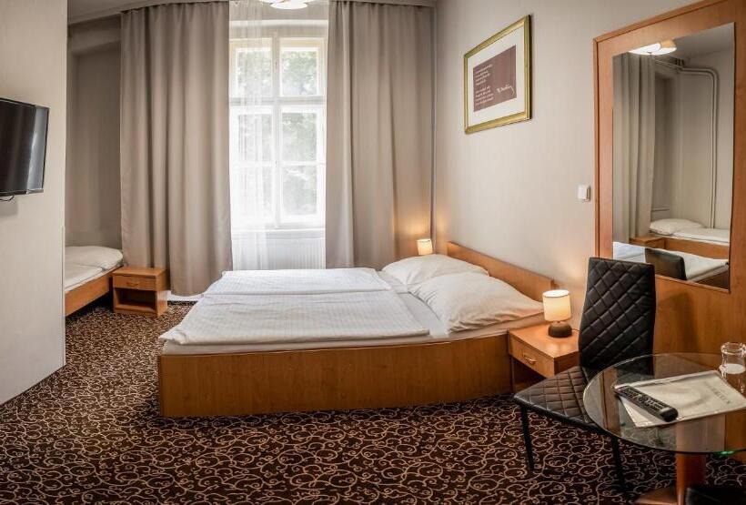 Quarto Triplo Estandar, Brixen
