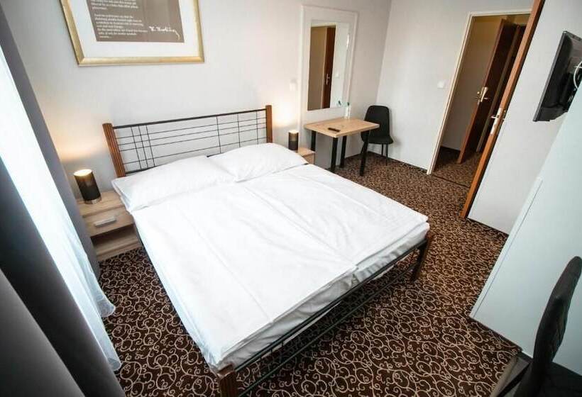 Quarto Estandar, Brixen