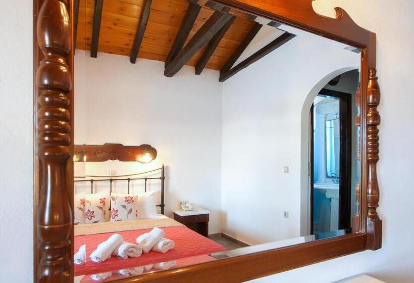 Номер Deluxe Вид на Море с Балконом, Villa Orsa